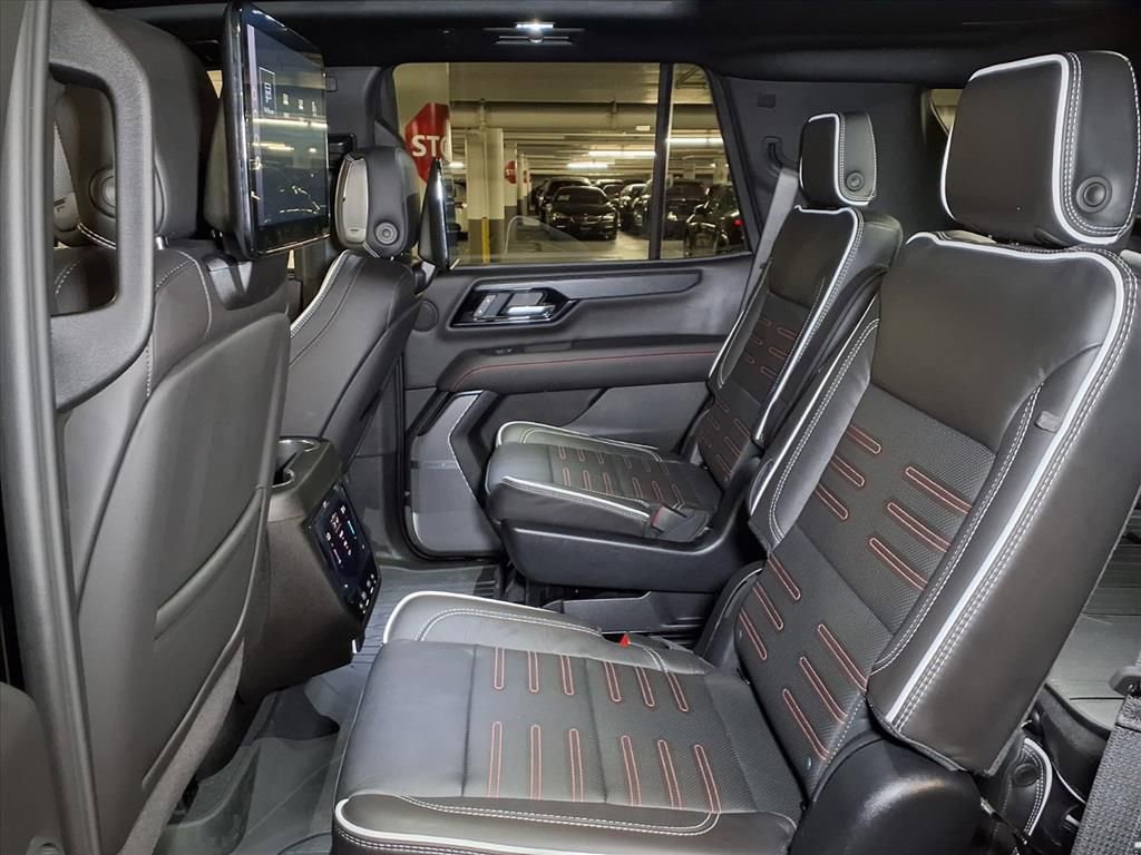 New 2026 GMC Yukon AT4 Ultimate w/ LPO, Floor Liner Package image 12