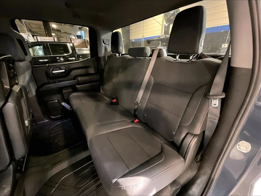Used 2021 Chevrolet Silverado 1500 LT AWD/4WD image 15