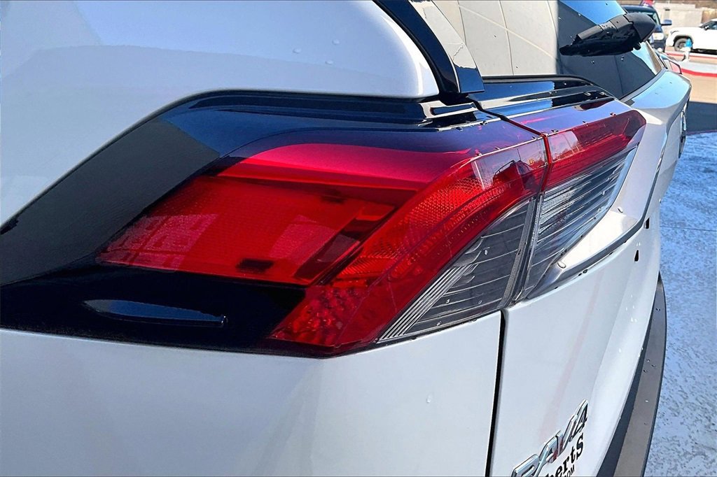 Certified 2020 Toyota RAV4 Limited image 23