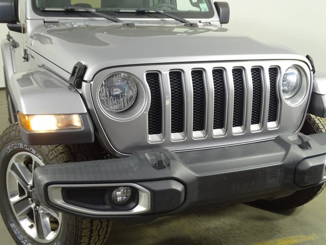 Used 2018 Jeep Wrangler Unlimited Sahara w/ Safety Group AWD/4WD image 40