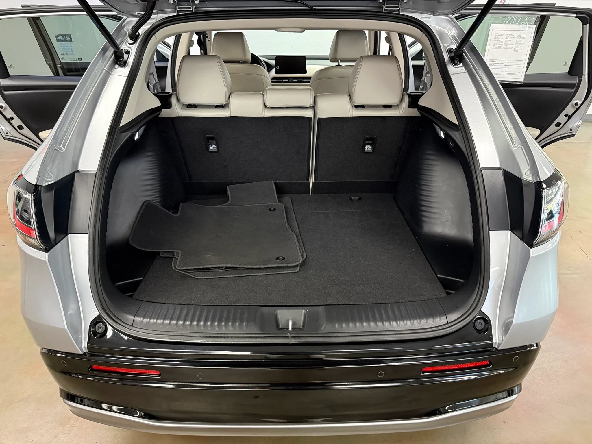 Used 2025 Honda HR-V EX-L image 13