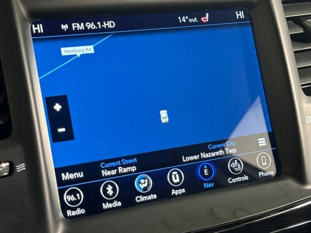 Used 2018 Chrysler 300 S w/ 300S Alloy Package image 29