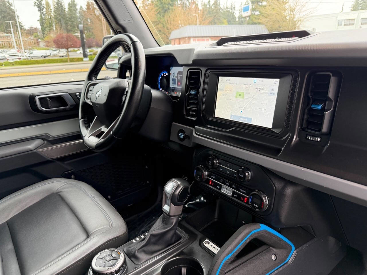 Used 2023 Ford Bronco Black Diamond w/ Sasquatch Package AWD/4WD image 23