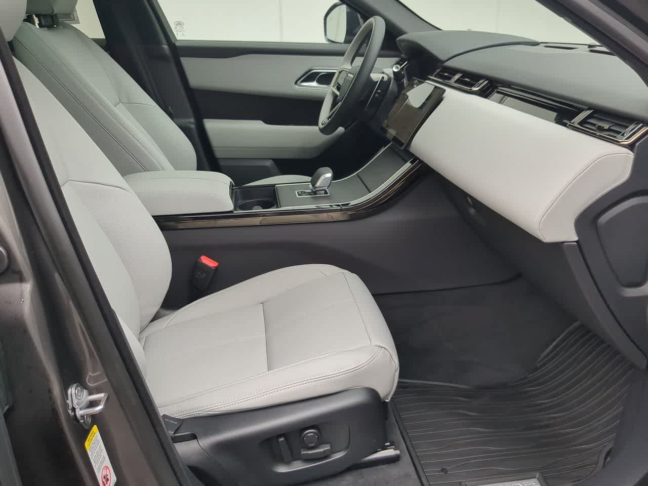 New 2026 Land Rover Range Rover Velar S AWD/4WD image 23