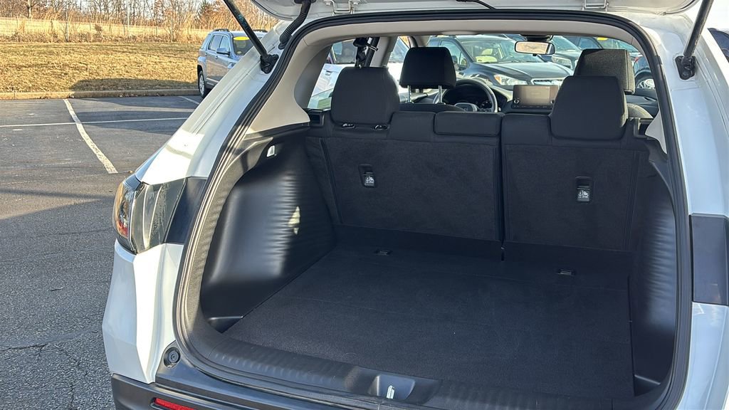 Certified 2023 Honda HR-V LX image 34