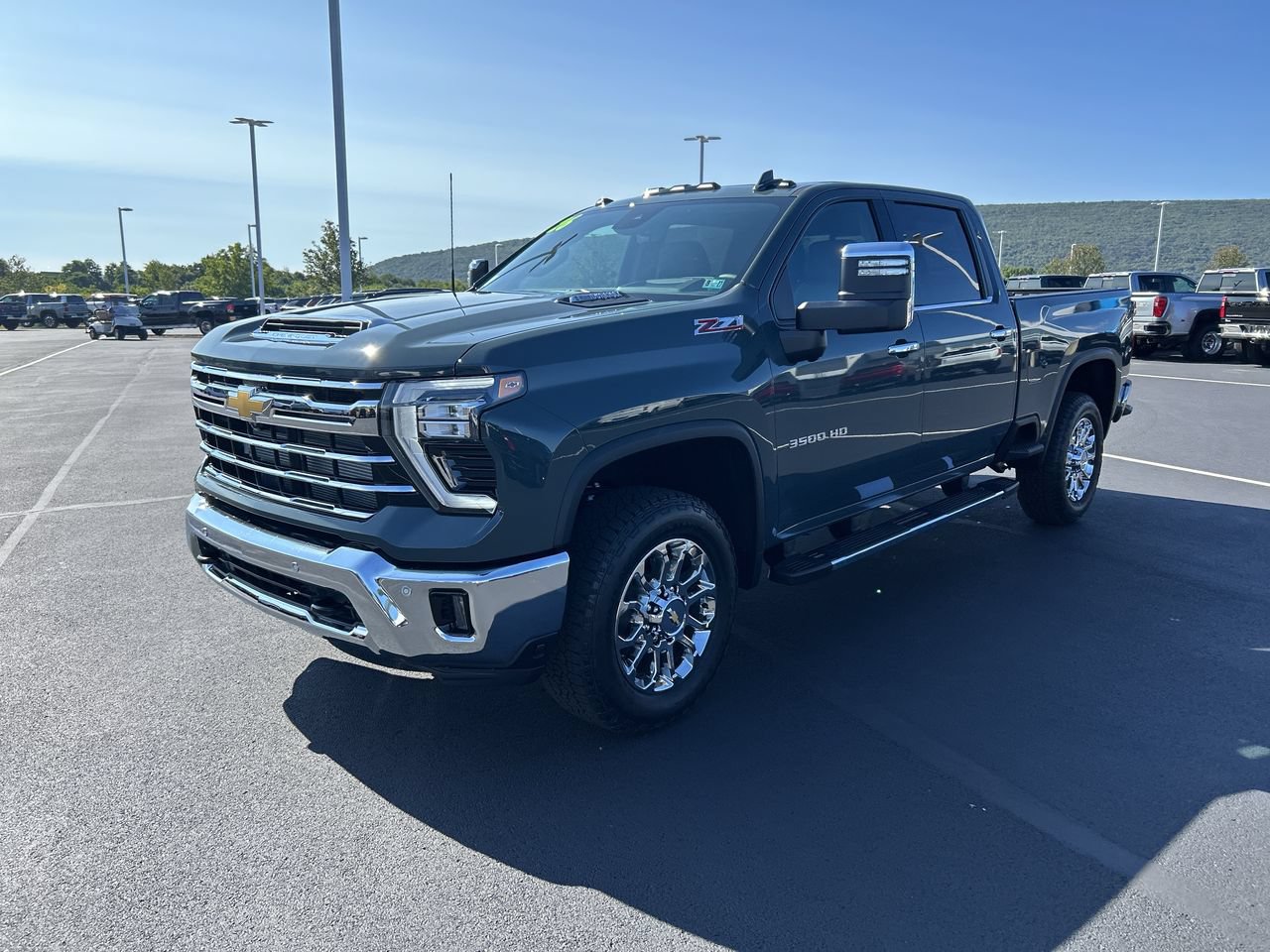New 2026 Chevrolet Silverado 3500 LTZ w/ LTZ Premium Package AWD/4WD video 3