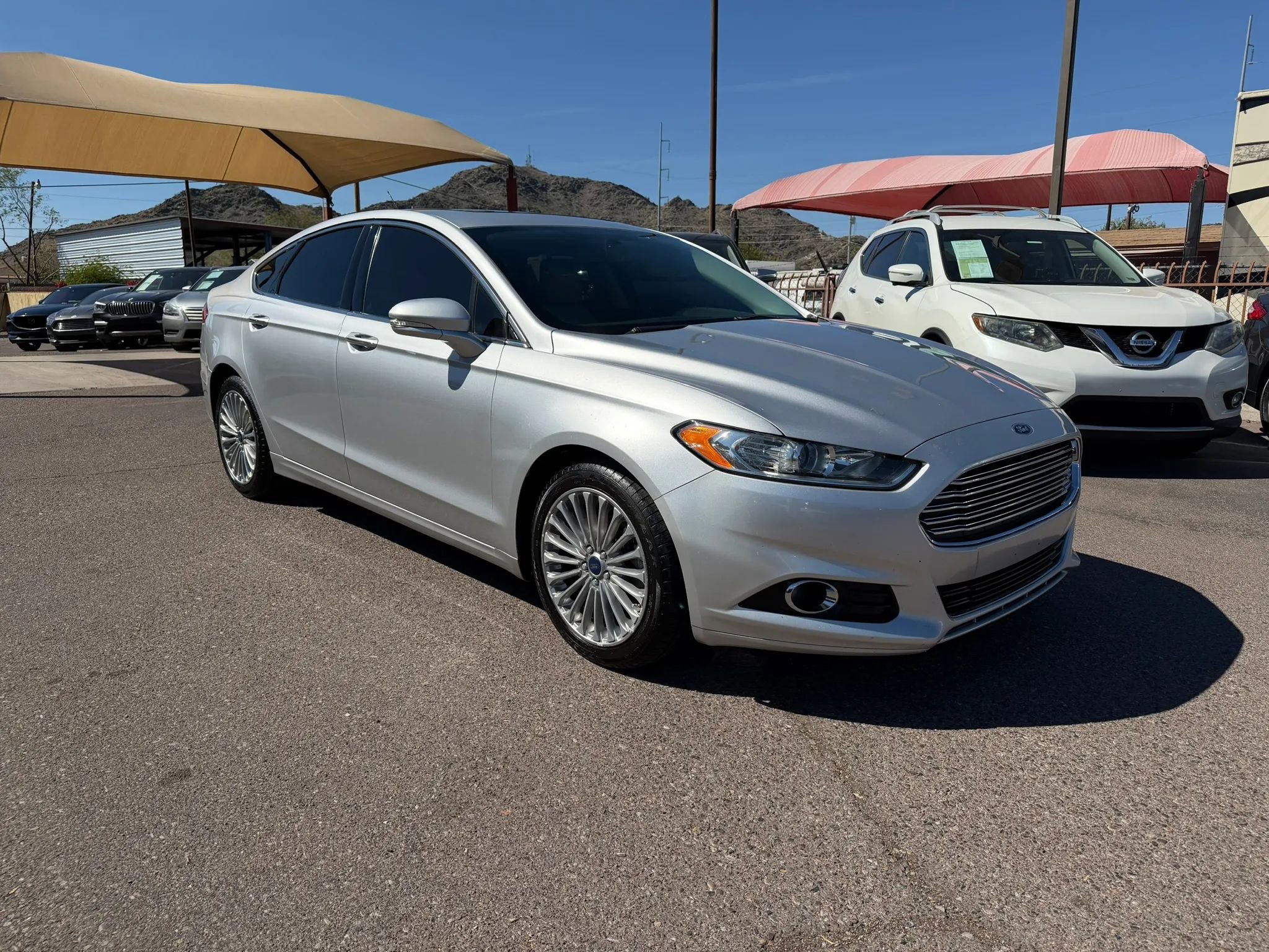 Used 2016 Ford Fusion Titanium image 3