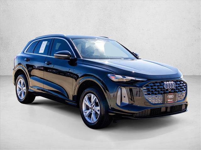 Certified 2025 Audi Q5 Premium w/ Convenience Package video 3