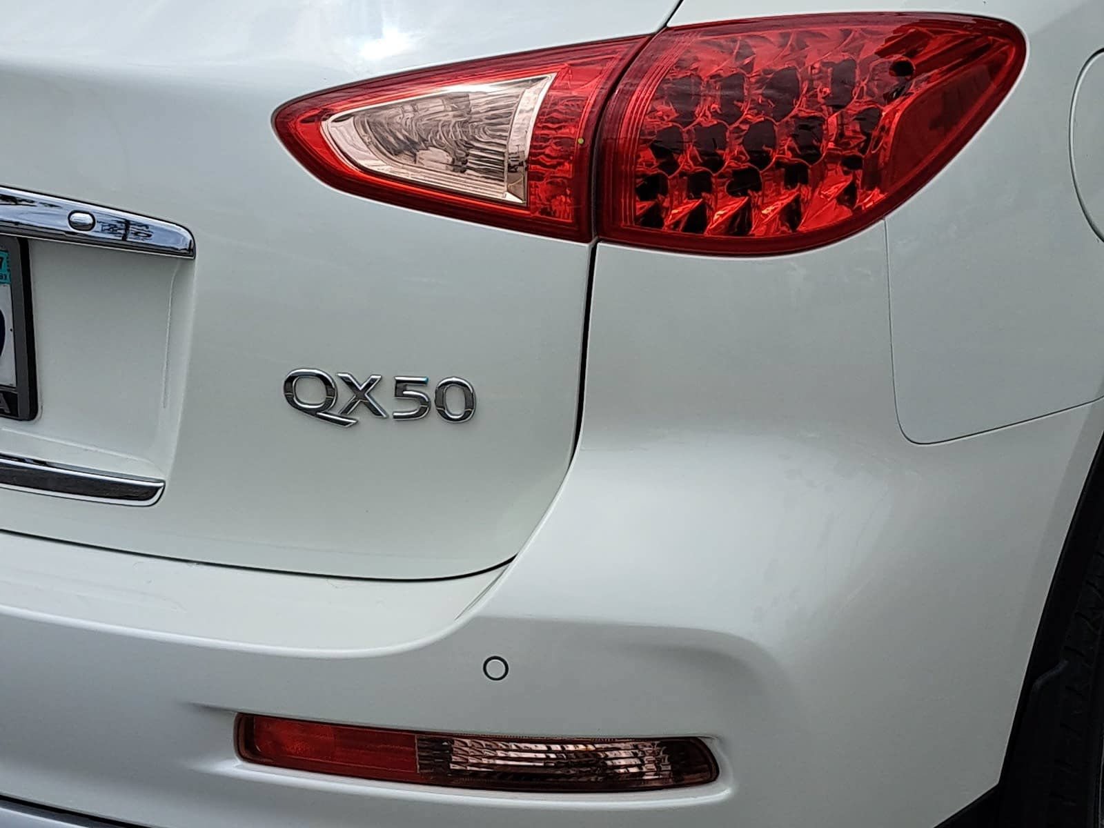 Used 2016 INFINITI QX50 2WD w/ Deluxe Touring Package image 37