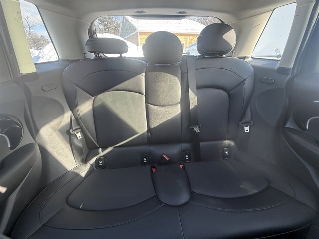 Used 2023 MINI Cooper S image 15