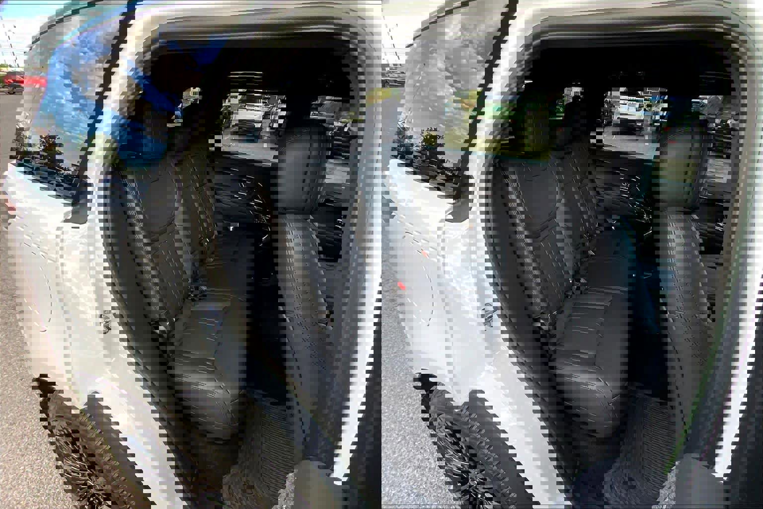 Used 2024 Land Rover Range Rover Sport Dynamic SE image 18