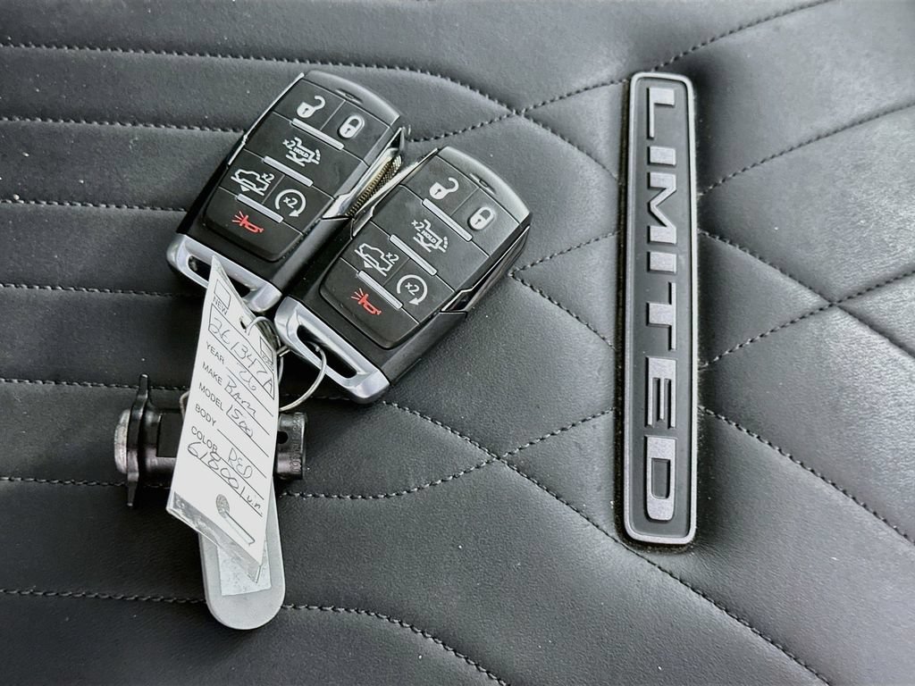 Used 2025 RAM 1500 Limited AWD/4WD image 36