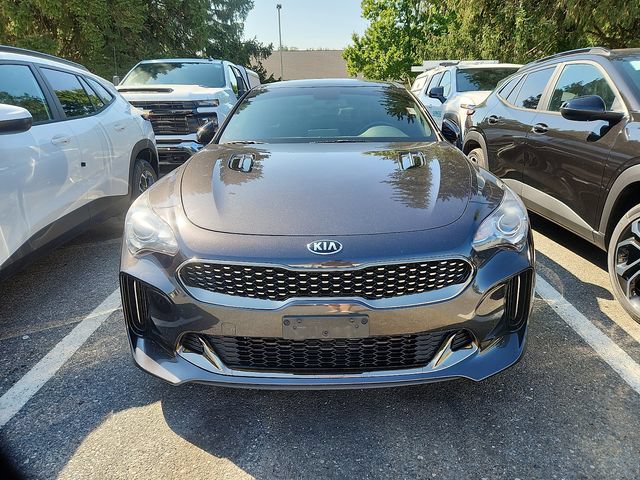 Used 2020 Kia Stinger GT-Line w/ Sun & Sound Package AWD/4WD image 2