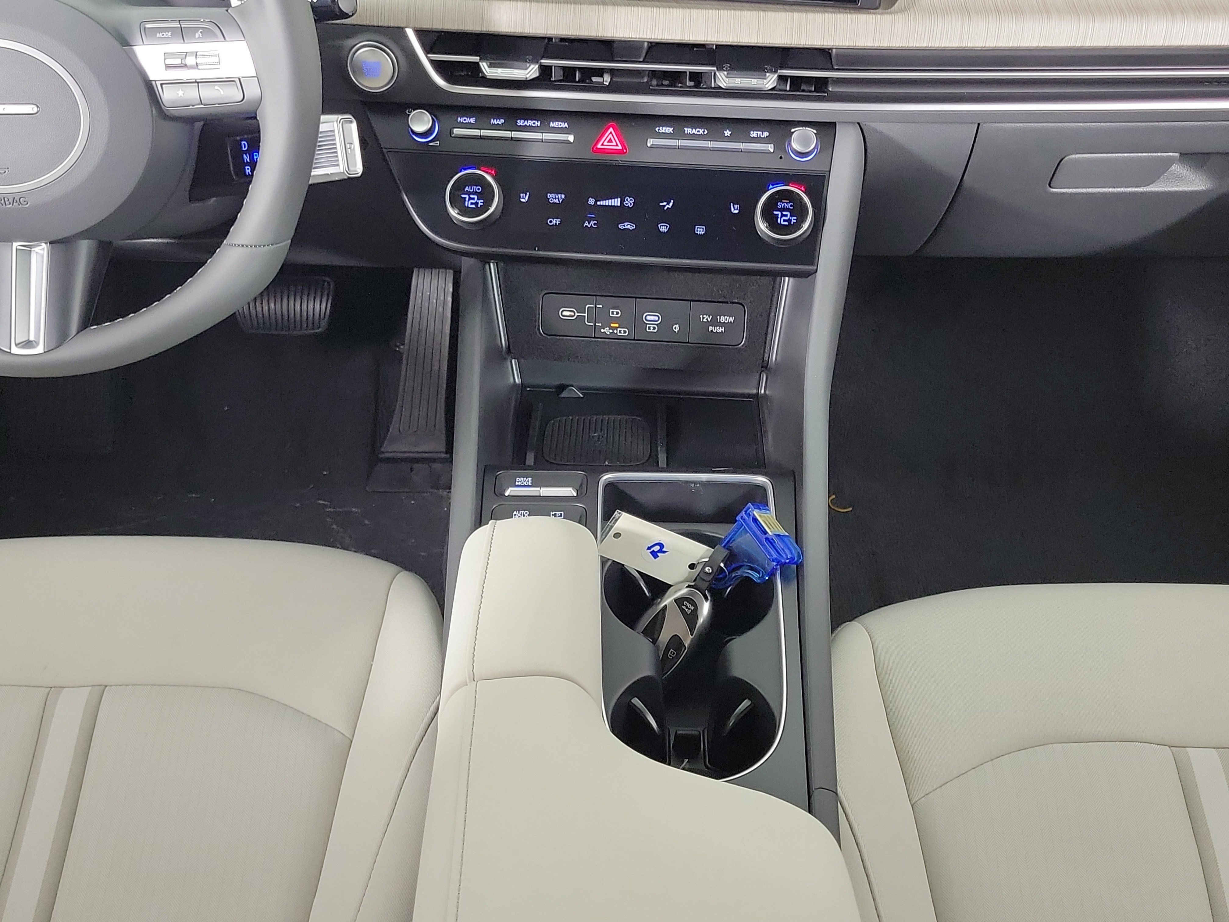 New 2025 Hyundai Sonata SEL image 10