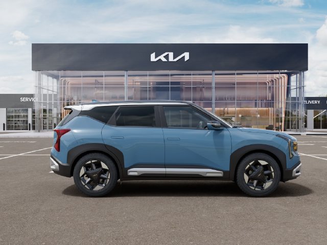 New 2027 Kia Seltos S FWD image 7