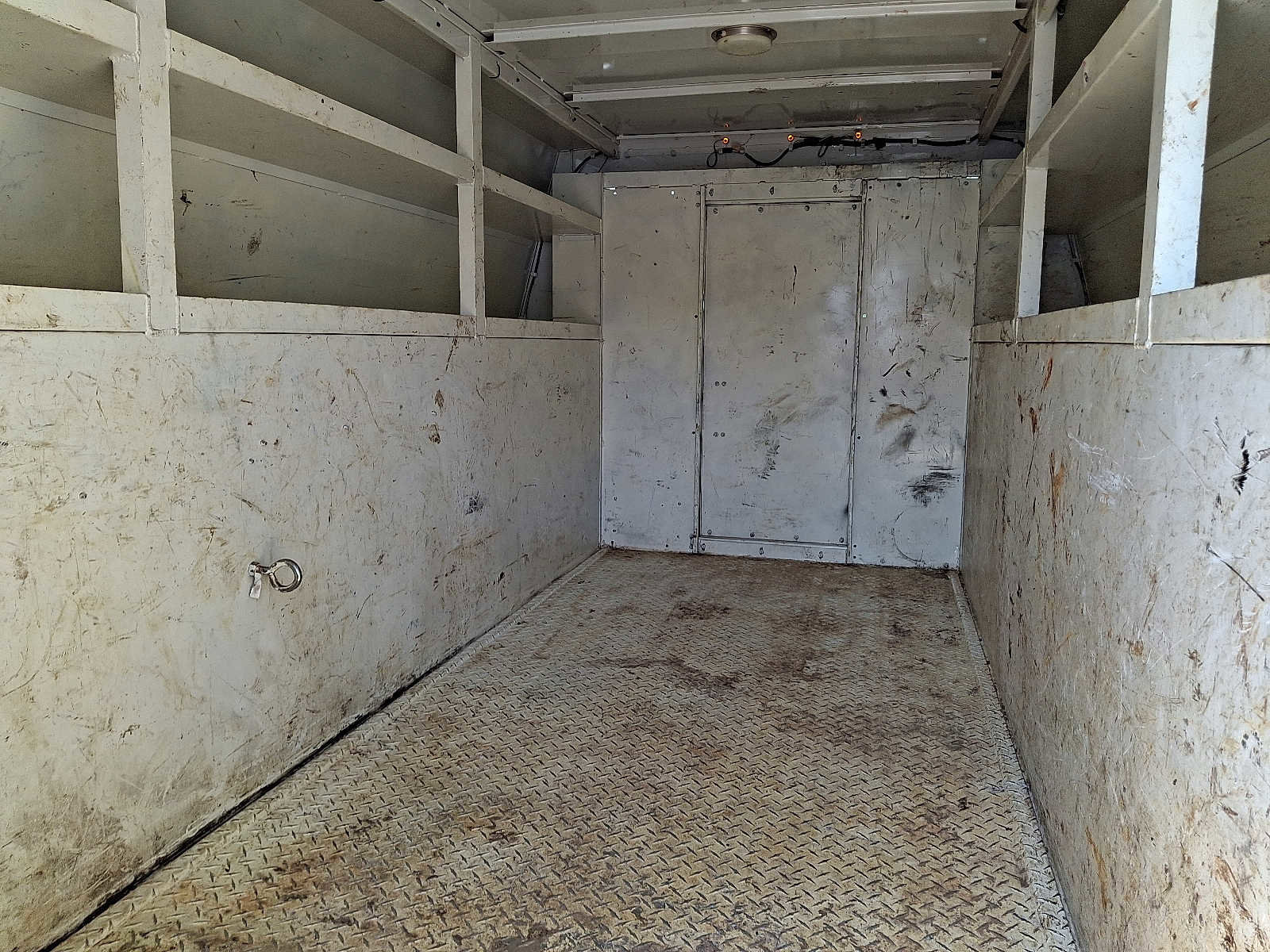 Used 2017 Chevrolet Express 3500 image 12