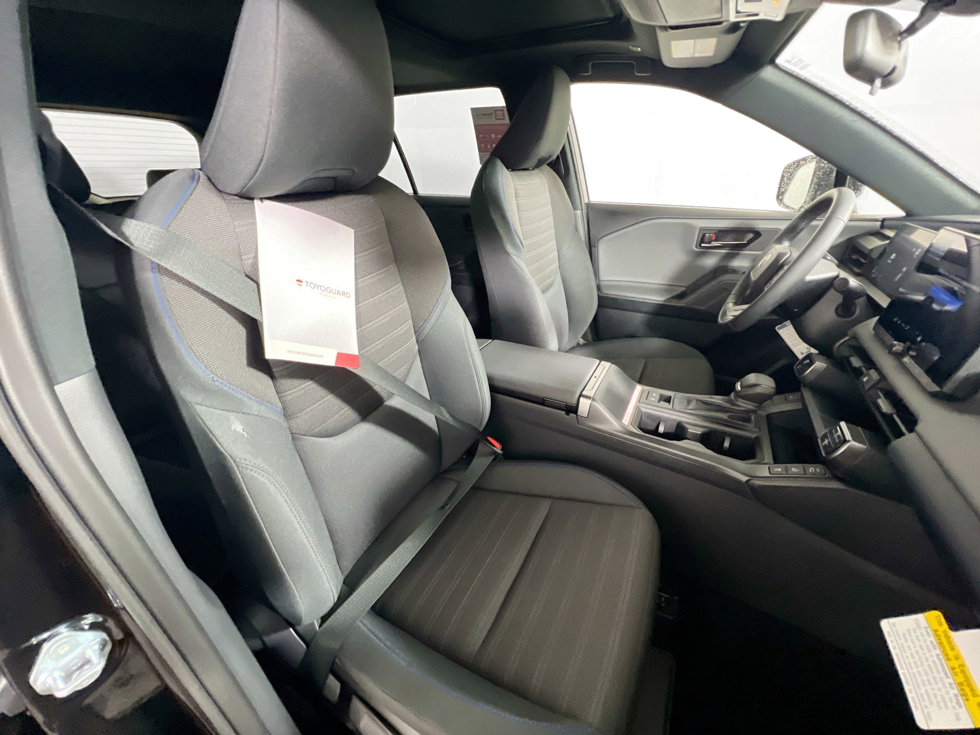 New 2026 Toyota RAV4 SE AWD/4WD image 31