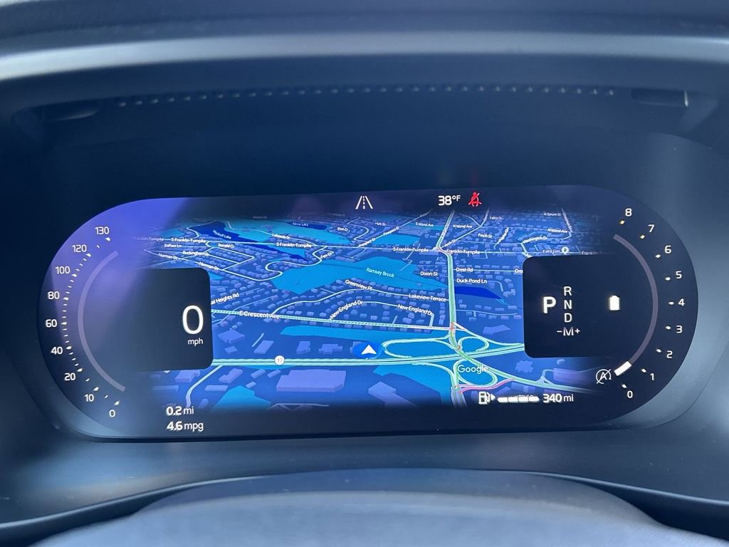 Certified 2023 Volvo XC40 B5 Plus w/ Climate Package image 19