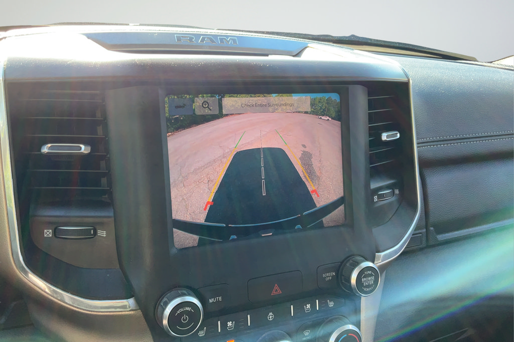 Used 2022 RAM 1500 Laramie AWD/4WD image 17