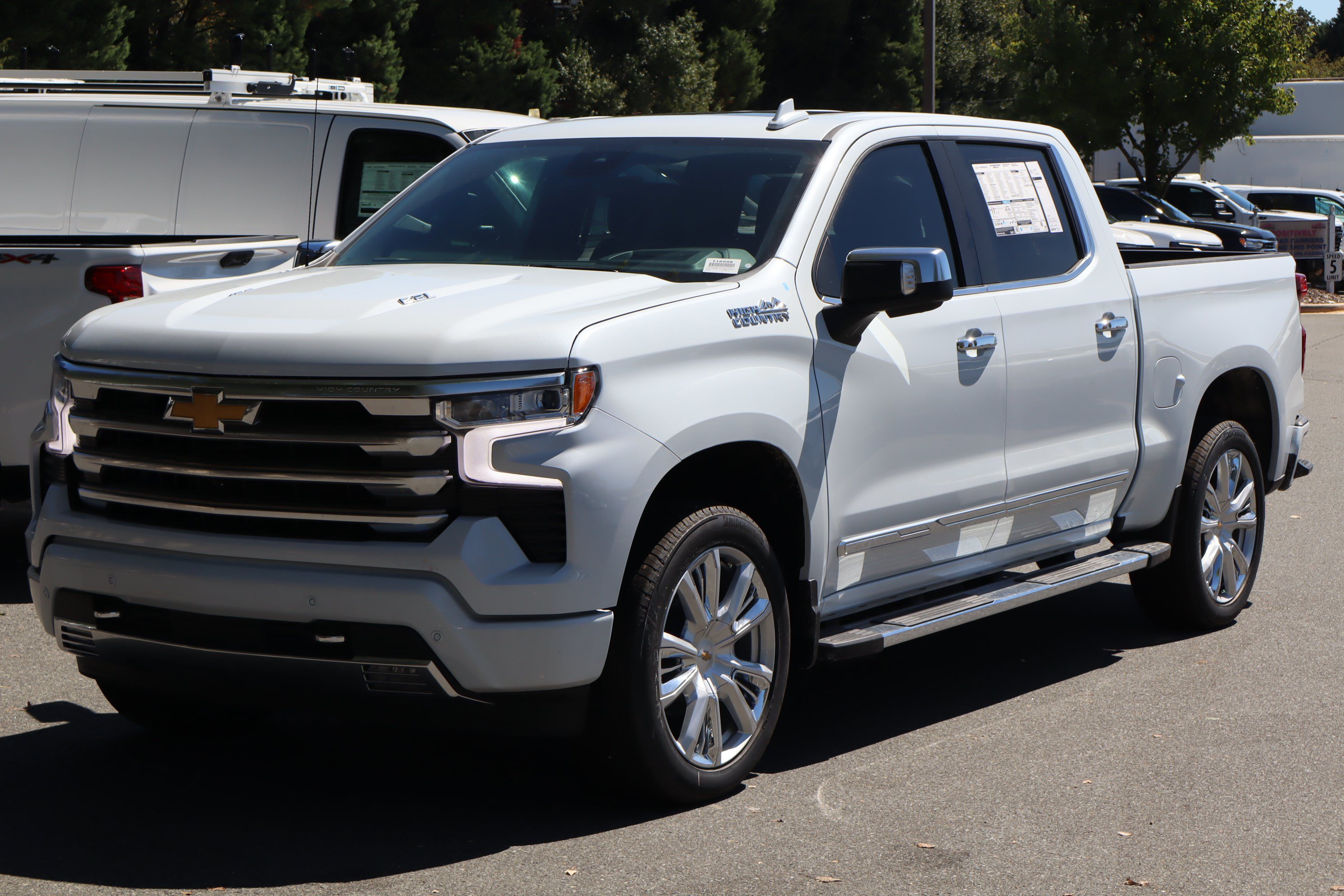 New 2026 Chevrolet Silverado 1500 High Country w/ High Country Premium Package AWD/4WD image 3