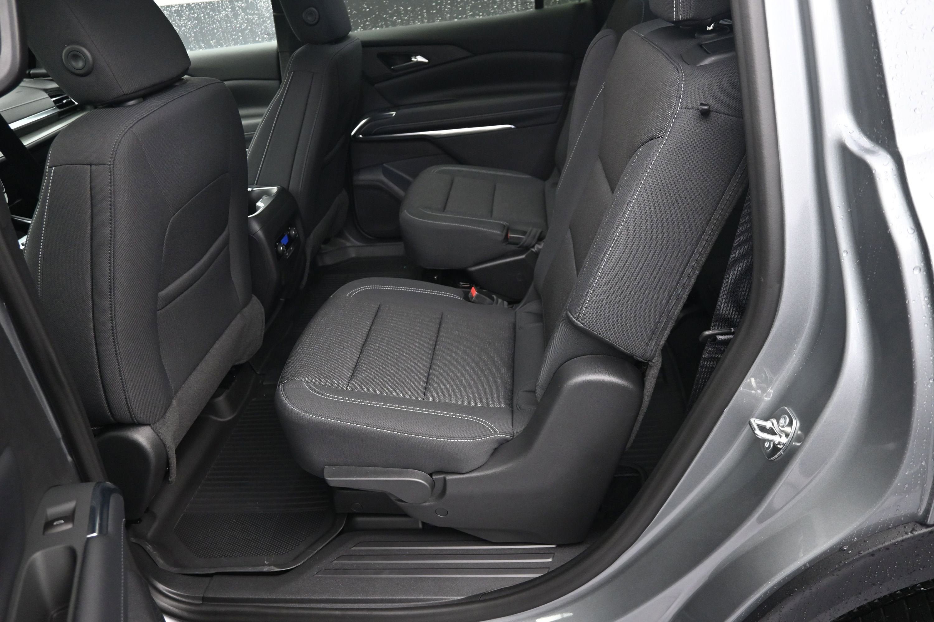 New 2026 Chevrolet Traverse LT FWD image 31