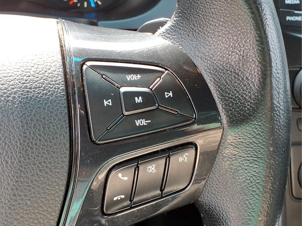 Used 2017 Ford Explorer XLT FWD image 20