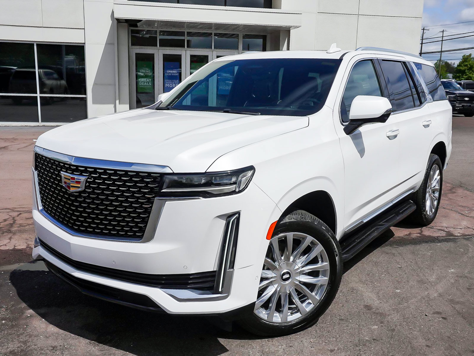 Used 2023 Cadillac Escalade Premium Luxury AWD/4WD image 60