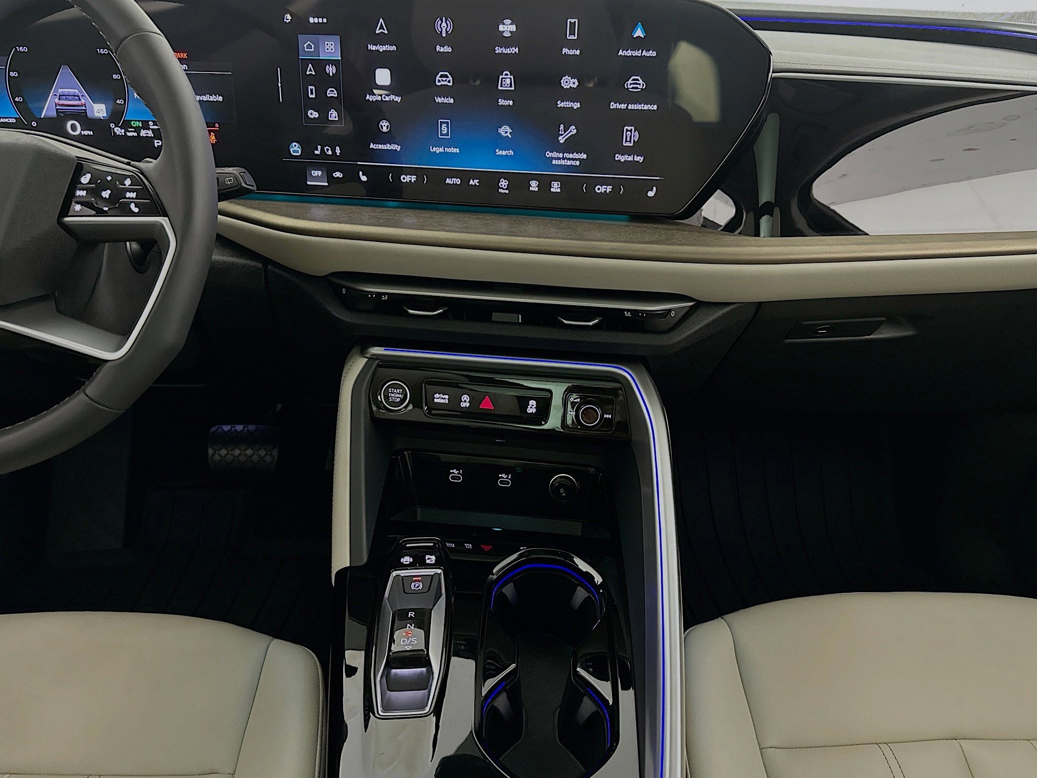 Used 2025 Audi Q5 Premium w/ Convenience Package image 11