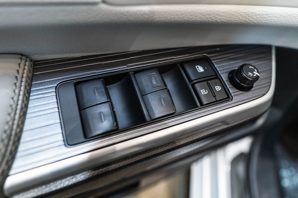 New 2026 Toyota Sienna XLE FWD image 21