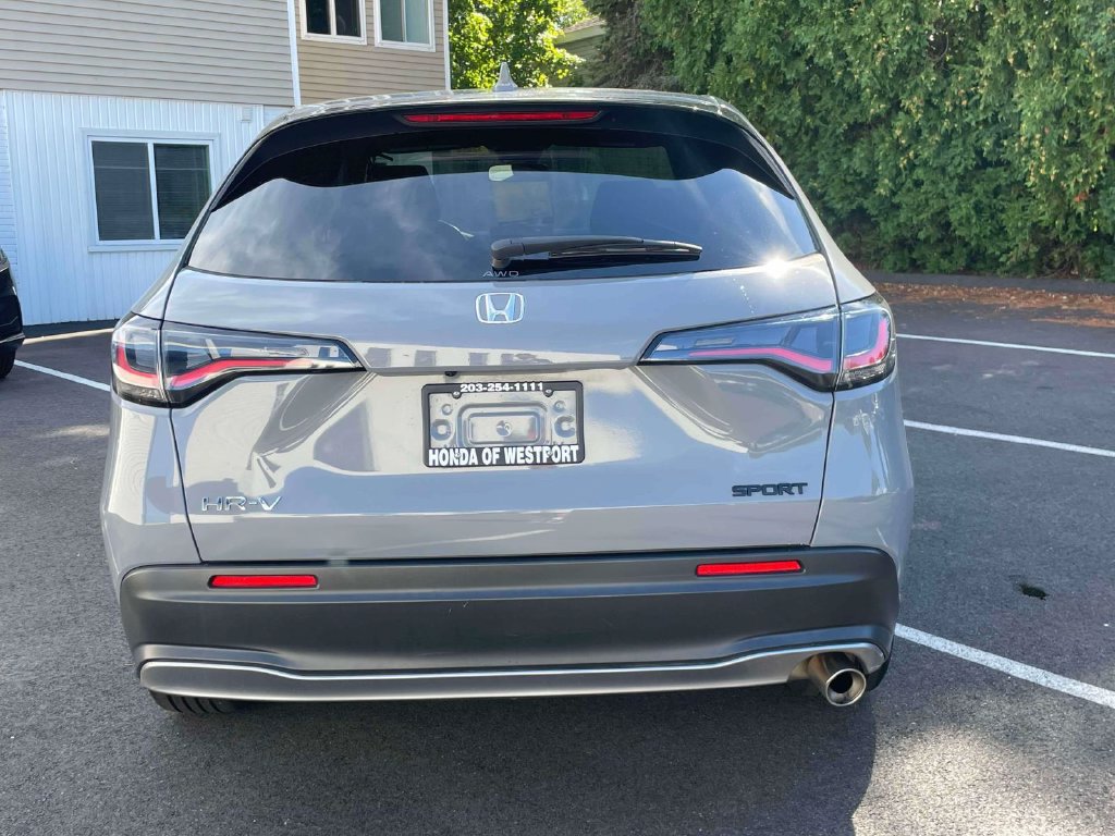 Certified 2025 Honda HR-V Sport image 6