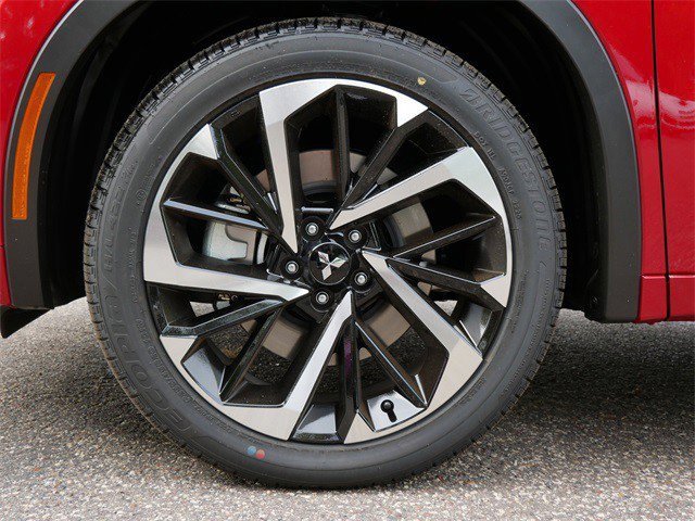 New 2025 Mitsubishi Outlander SEL image 3