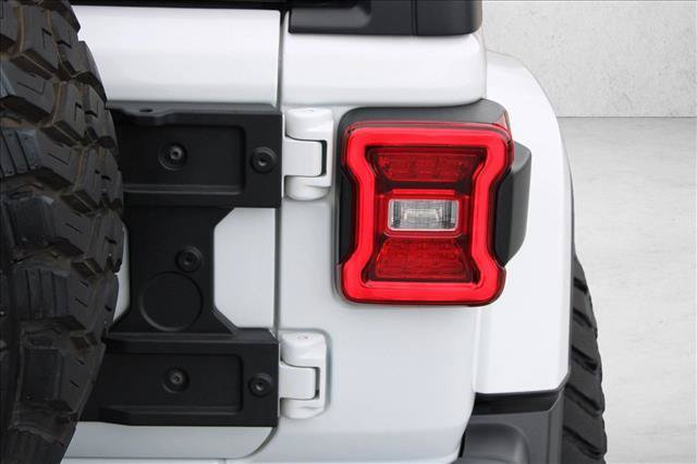 Used 2021 Jeep Wrangler Unlimited Sahara AWD/4WD image 12