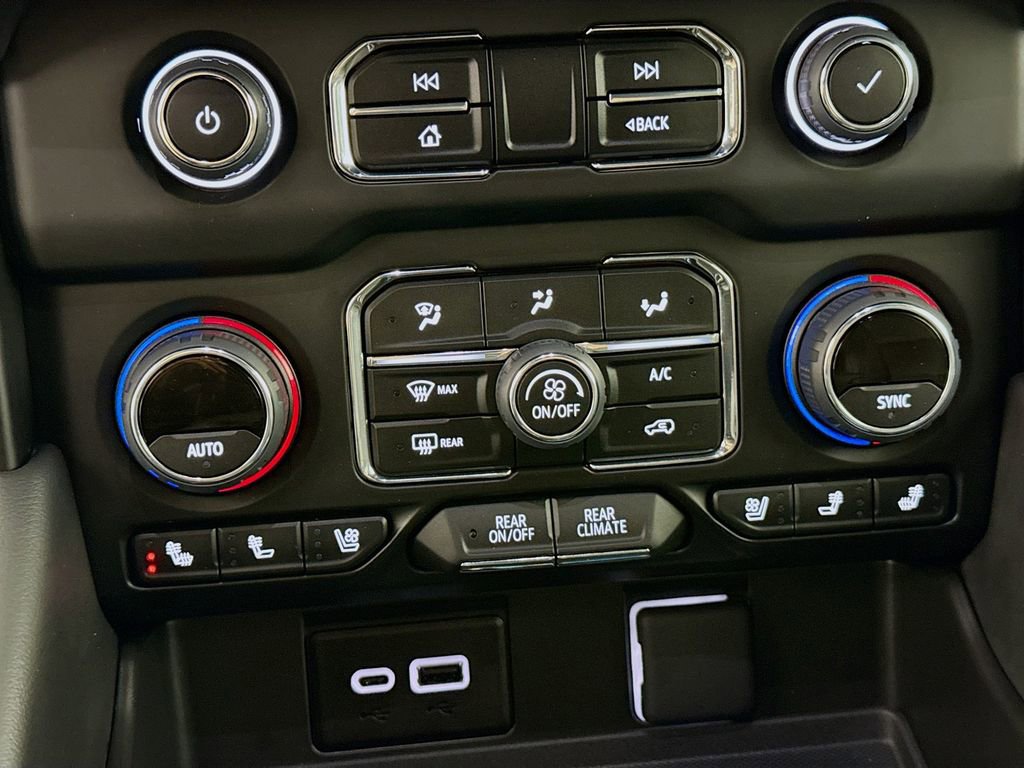 Used 2024 Chevrolet Tahoe High Country image 18