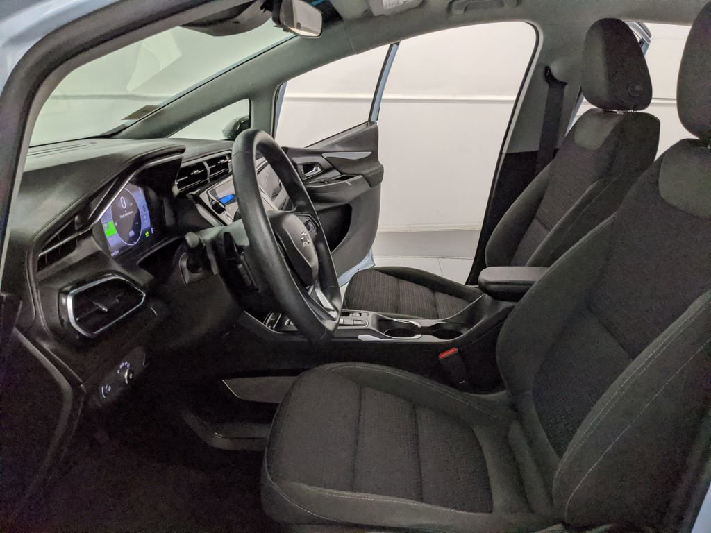 Used 2022 Chevrolet Bolt LT FWD image 16