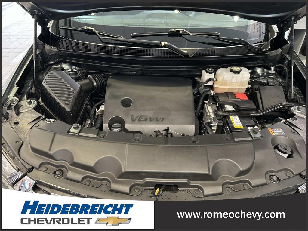 Used 2023 Chevrolet Traverse LT image 7