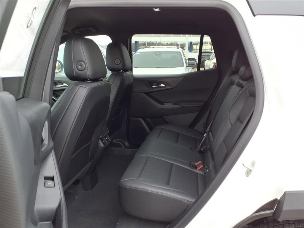 New 2026 Chevrolet Equinox LT w/ Convenience Package II image 9