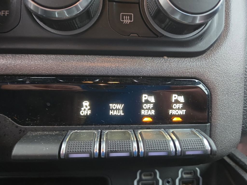 Used 2022 RAM 1500 Big Horn w/ Built-to-serve Edition image 25