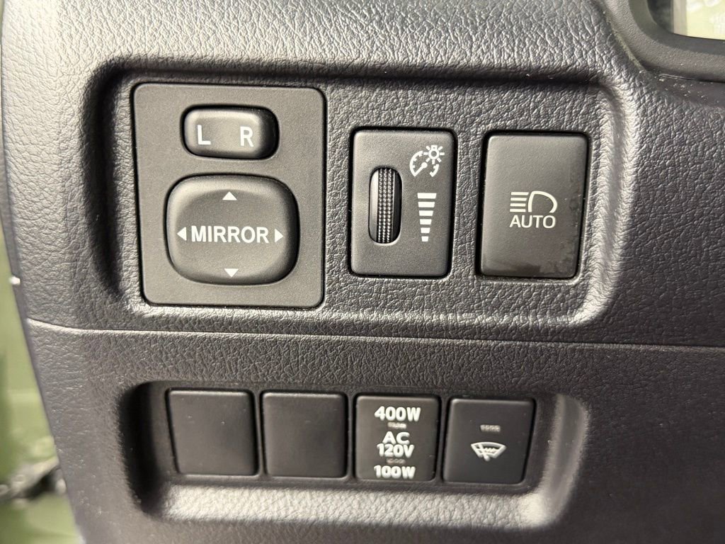 Used 2022 Toyota 4Runner Trail Special Edition AWD/4WD image 27