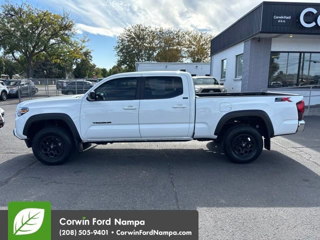 Used 2023 Toyota Tacoma SR5 AWD/4WD image 8