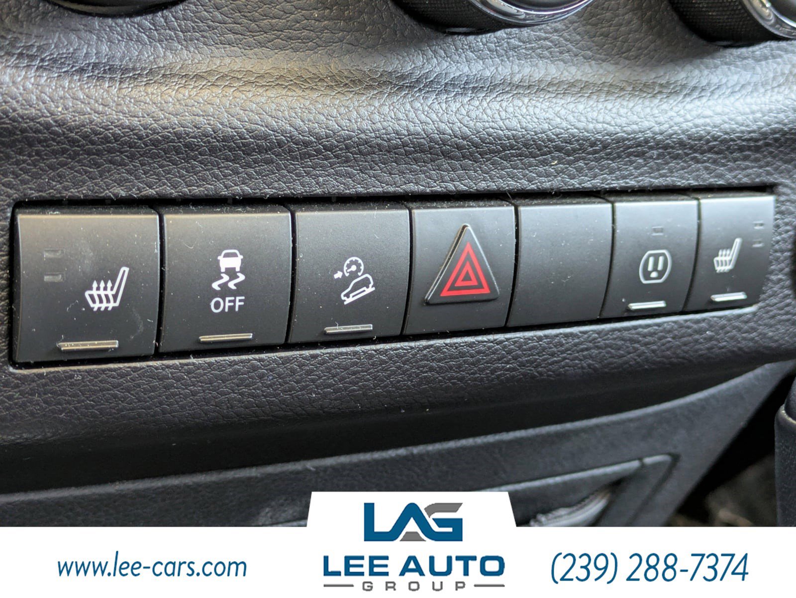 Used 2014 Jeep Wrangler Unlimited Sahara w/ Dual Top Group AWD/4WD image 24