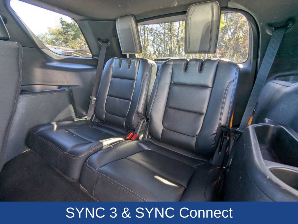 Used 2018 Ford Explorer XLT w/ Equipment Group 202A image 15