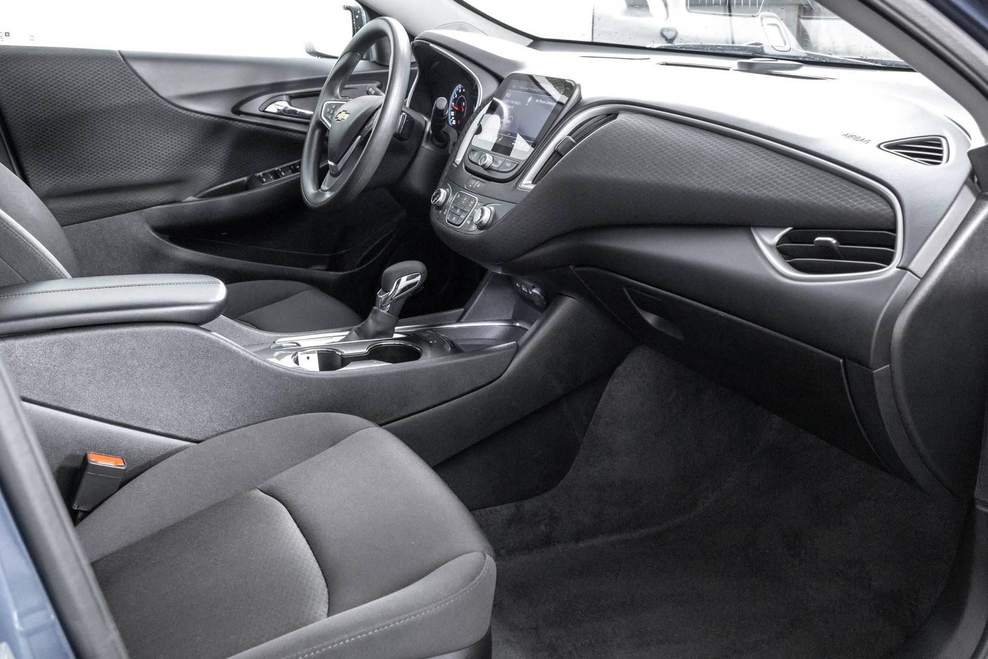 Used 2025 Chevrolet Malibu LT FWD image 39