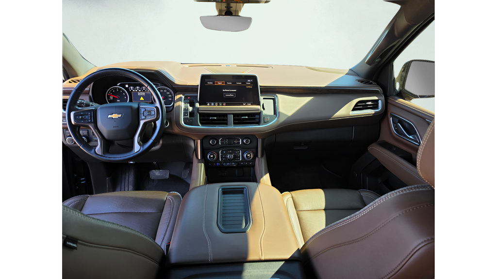 Used 2021 Chevrolet Suburban High Country AWD/4WD image 16