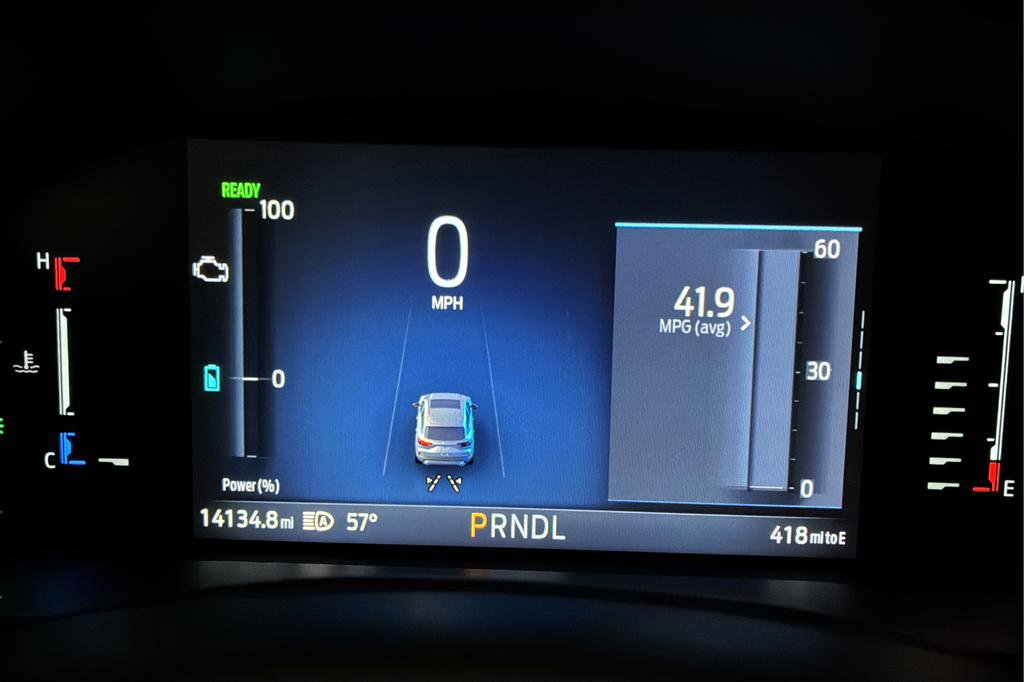 Used 2024 Ford Escape ST-Line w/ Equipment Group 301A image 24