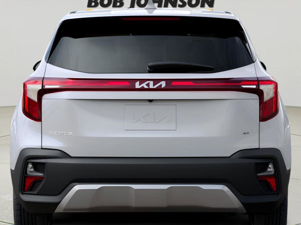 New 2026 Kia Seltos LX AWD/4WD image 4