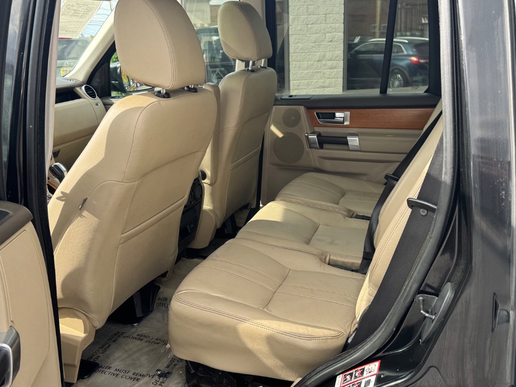 Used 2013 Land Rover LR4 HSE AWD/4WD image 16