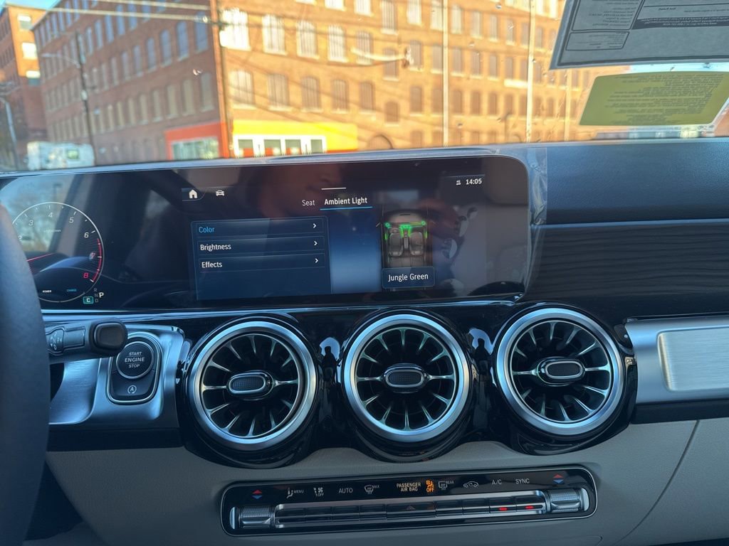 New 2026 Mercedes-Benz GLB 250 4MATIC image 35