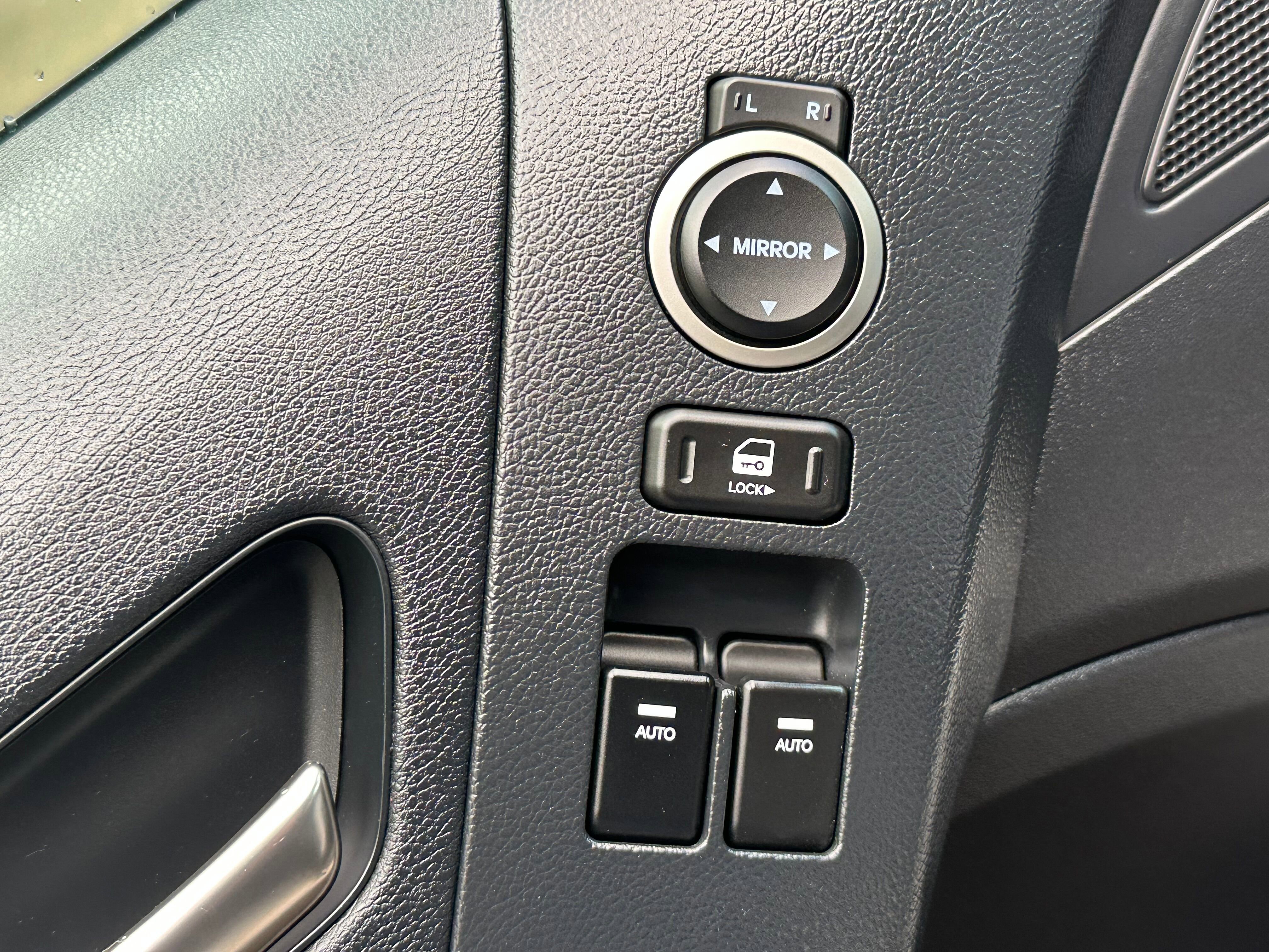 Used 2013 Hyundai Genesis 2.0T image 19