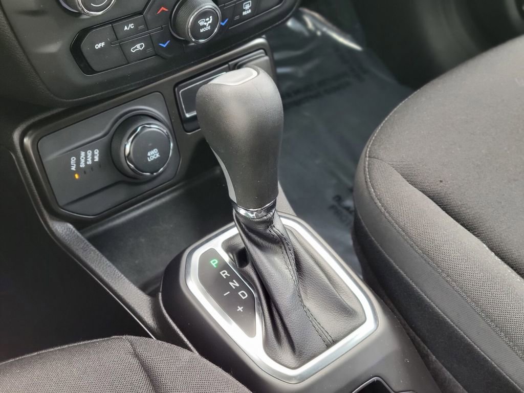 Used 2023 Jeep Renegade Altitude w/ Convenience Group I image 23