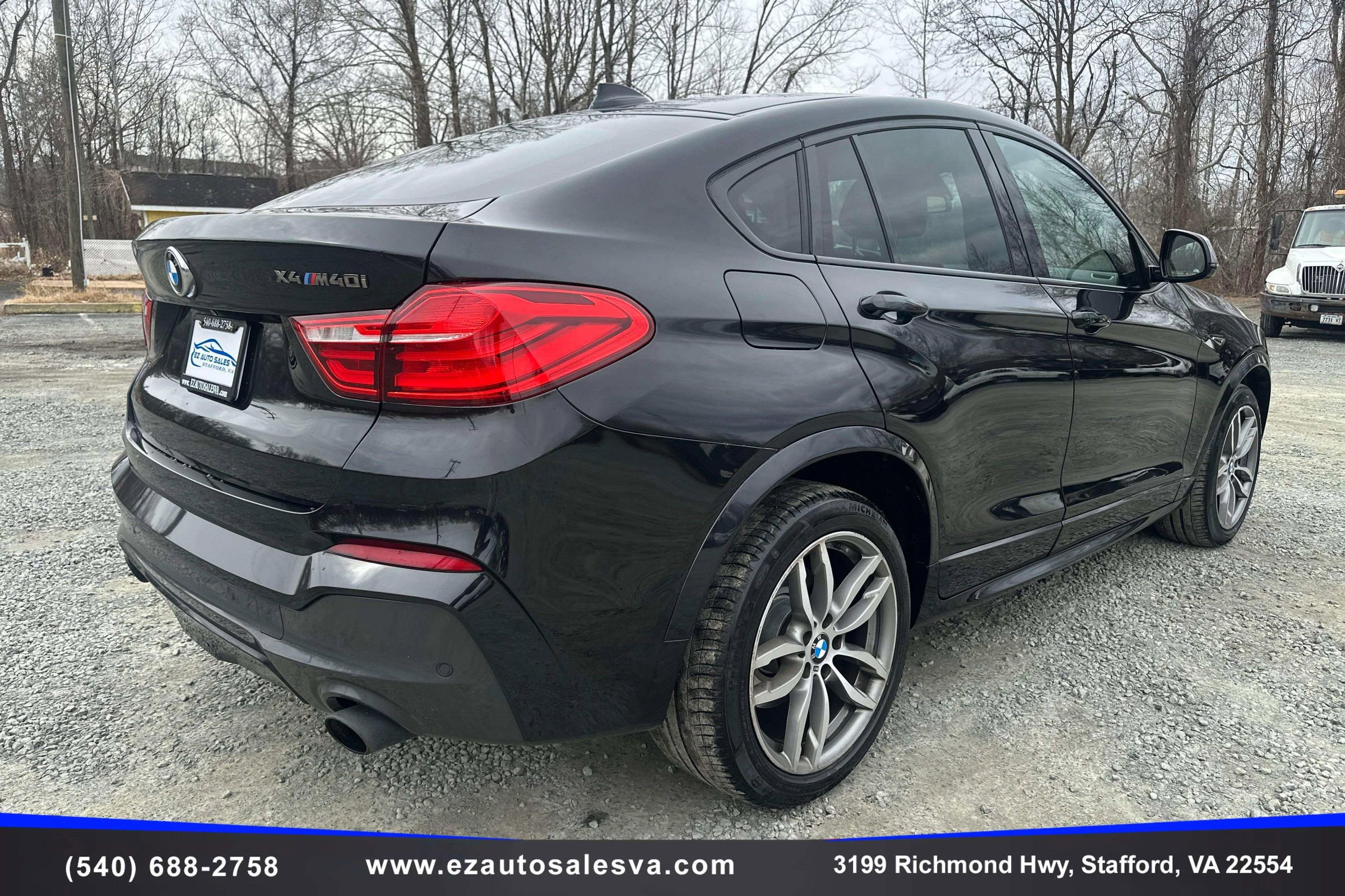 Used 2017 BMW X4 M40i image 15